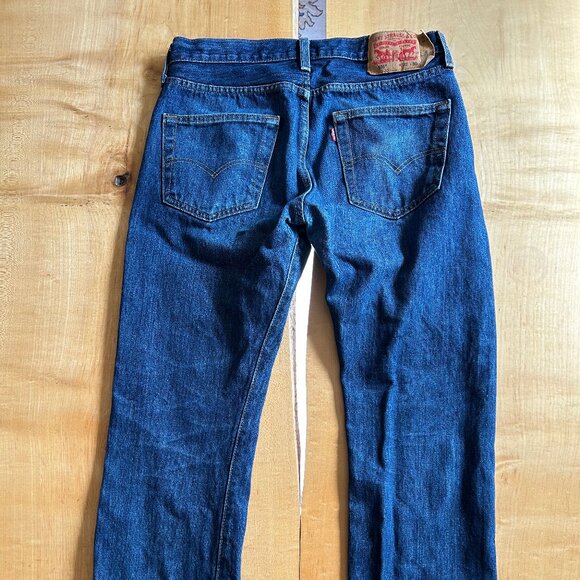 Levi's 501 button fly 32x30 - Picture 3 of 7